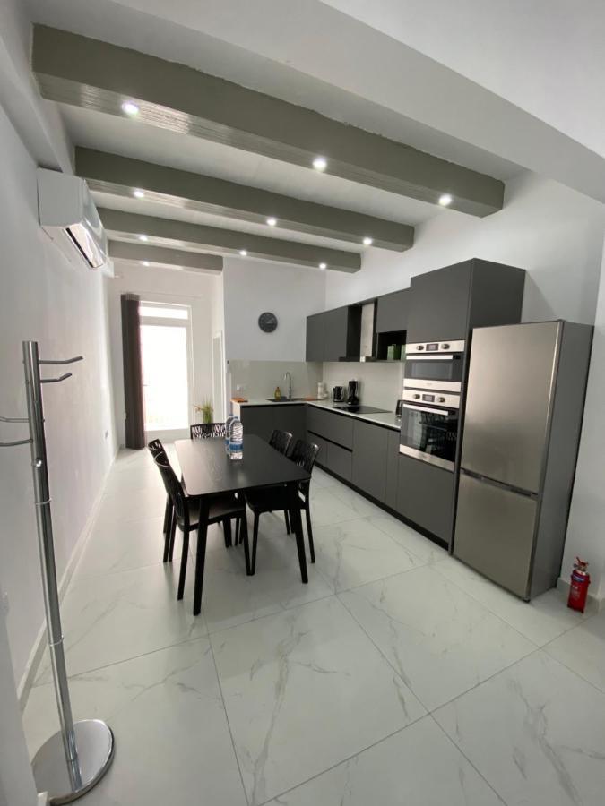 Seaside Apartment In 그지라 외부 사진